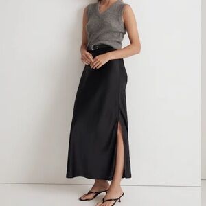 NWT Madewell Satin Maxi Slip Skirt (10)